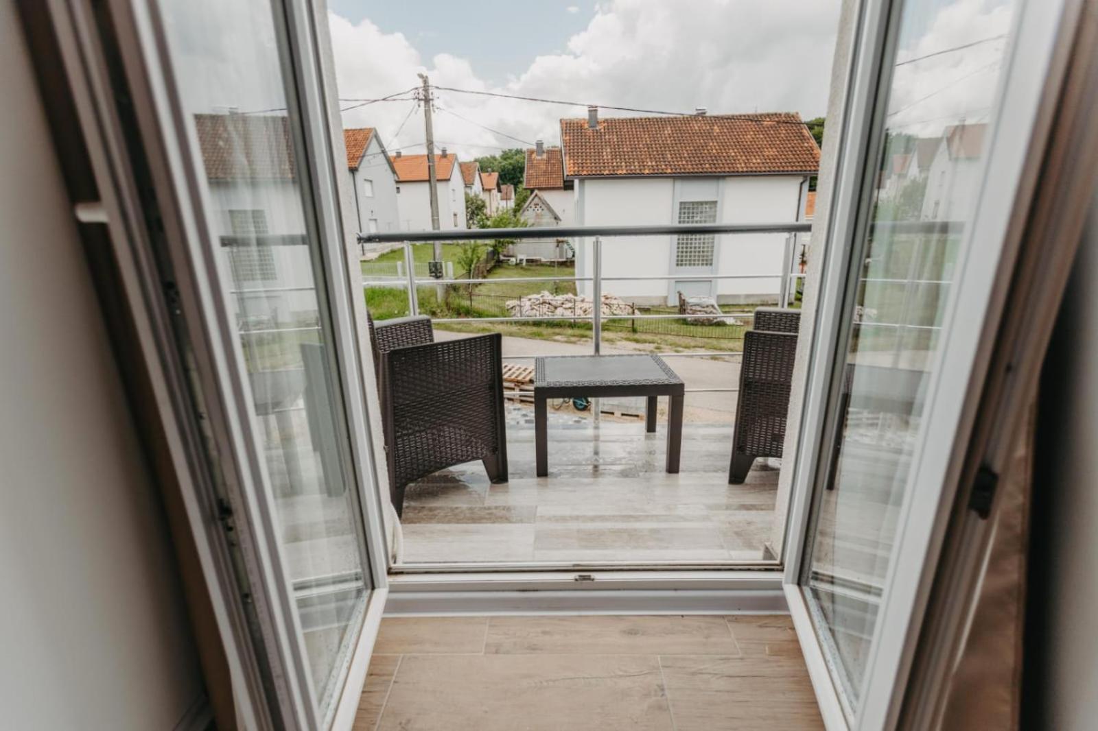 Apartmani Rosa Nevesinje Zewnętrze zdjęcie