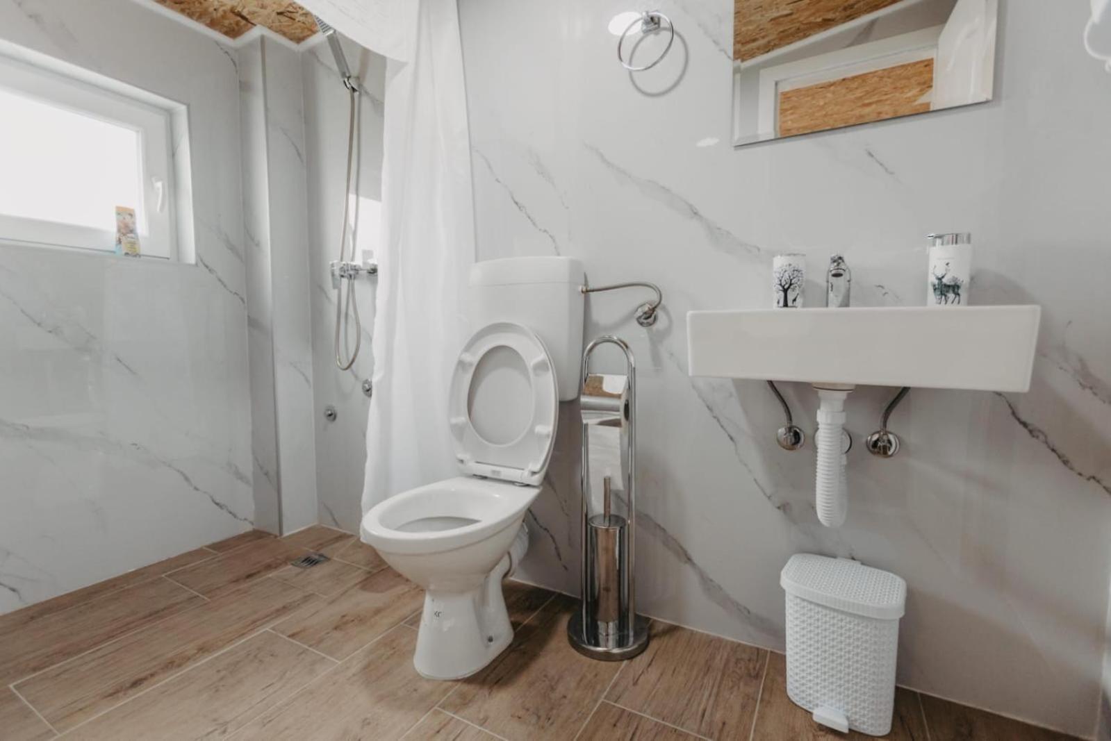 Apartmani Rosa Nevesinje Zewnętrze zdjęcie
